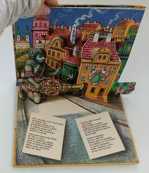 Ljuba Štíplová: Mouřenínská pohádka