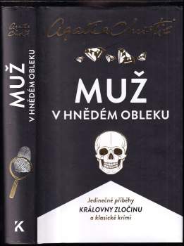 Muž v hnědém obleku