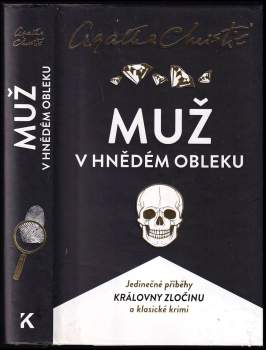 Muž v hnědém obleku