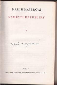 Marie Majerová: Náměstí republiky