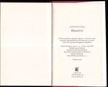 Nefertiti : sluneční stín