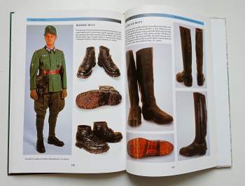 Německé armádní uniformy a výstroj : 1933-1945