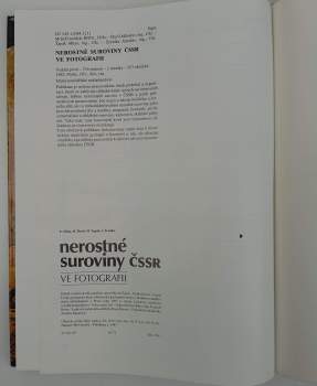 Miloslav Ďuriš: Nerostné suroviny ČSSR ve fotografii
