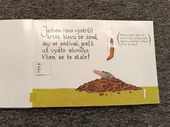 Werner Holzwarth: O krtkovi, který chtěl vědět, kdo se mu vykakal na hlavu