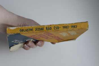 Oblastní jízdní řád ČSAD 1982/1983. Část 1