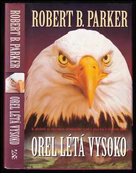 Orel létá vysoko