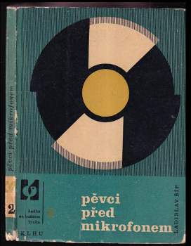 Pěvci před mikrofonem