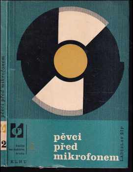 Pěvci před mikrofonem