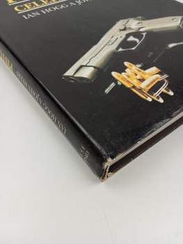 Ian V Hogg: Pistole celého světa