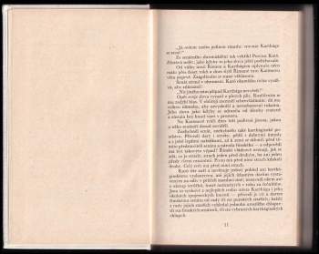 Jarmila Loukotková: Pod maskou smích