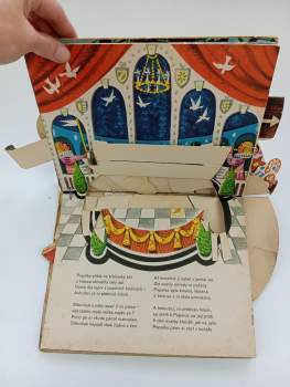 Kamil Bednář: Povídám, povídám pohádky