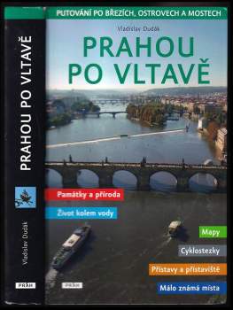 Prahou po Vltavě