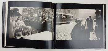 Vítězslav Nezval: Pražský chodec