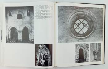 Anežka Merhautová: Raně středověká architektura v Čechách