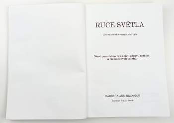 Barbara Ann Brennan: Ruce světla