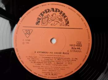 Various: S Kytarou Po Velké Řece
