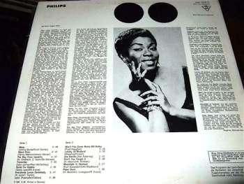 Sarah Vaughan: Singt