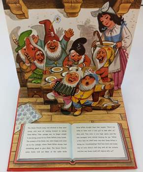 Vojtěch Kubašta: Snow White (Pop-Up Picture Story)