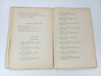 Walt Whitman: Stébla trávy