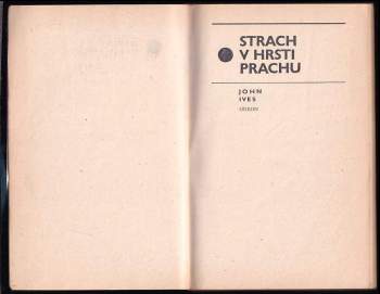 Strach v hrsti prachu