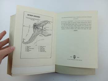 Jules Verne: Tajuplný ostrov