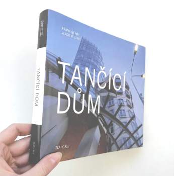 Vlado Milunić: Tančící dům