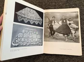 Antonín Václavík: Textile folk art