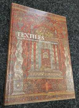 Textiles from Bohemian and Moravian synagogues