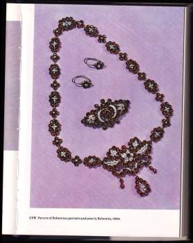 Ludmila Kybalová: The pictorial encyclopedia of antiques