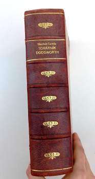 Sinclair Lewis: Továrník Dodsworth