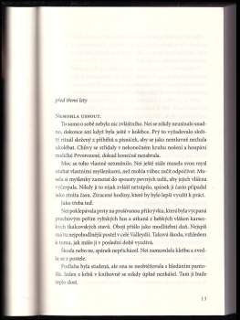 Hannah Whitten: Trůnu předurčená