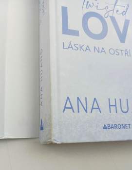 Ana Huang: Twisted