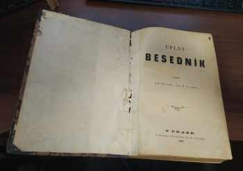 Úplný besedník