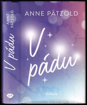 V pádu