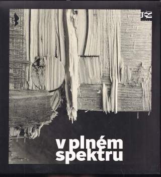 V plném spektru