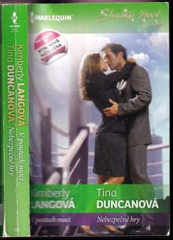 V poutech moci