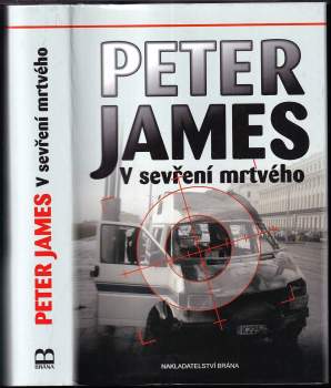 V sevření mrtvého