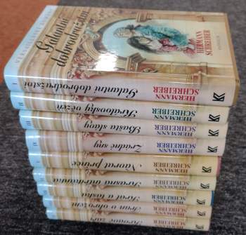 Versailleské romány : Díl 1-9 : Díl 1-9 KOMPLETNÍ Galantní dobrodružství + Královský vězeň + Bašta slávy + Zrádné sny + Návrat prince + Krásná intrikánka +  Král a láska + Trůn v ohrožení + Krvavé září - Hermann Schreiber, Hermann Schreiber, Hermann Schreiber, Hermann Schreiber, Hermann Schreiber, Hermann Schreiber, Hermann Schreiber, Hermann Schreiber, Hermann Schreiber, Hermann Schreiber (2005, Knižní klub) - ID: 811236