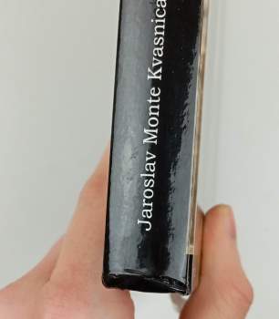 Jaroslav Kvasnica: Vlci přicházejí s větrem