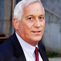 Walter Isaacson