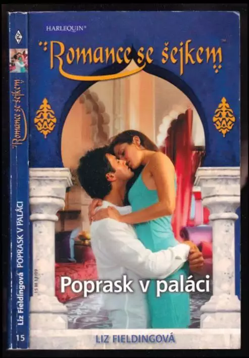 Poprask v paláci
