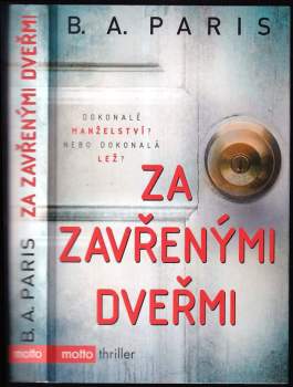 Za zavřenými dveřmi