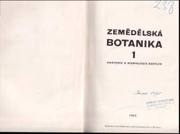 Mária Luxová: Zemědělská botanika