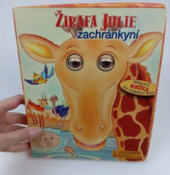 Žirafa Julie zachránkyní