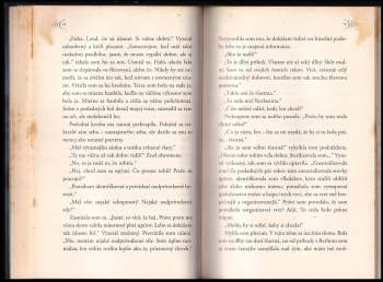 Kiersten White: Zlodejka duší